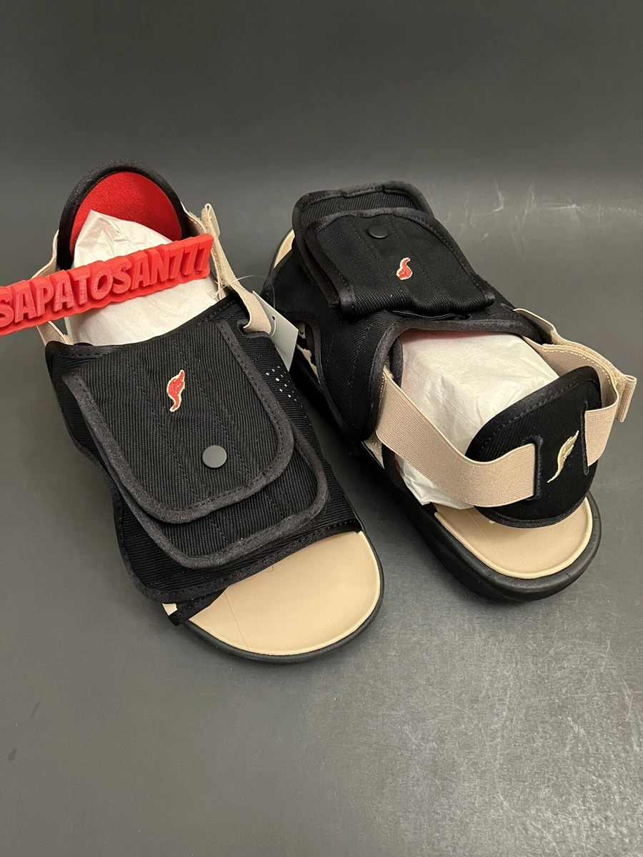 Nike sandals sales with pockets