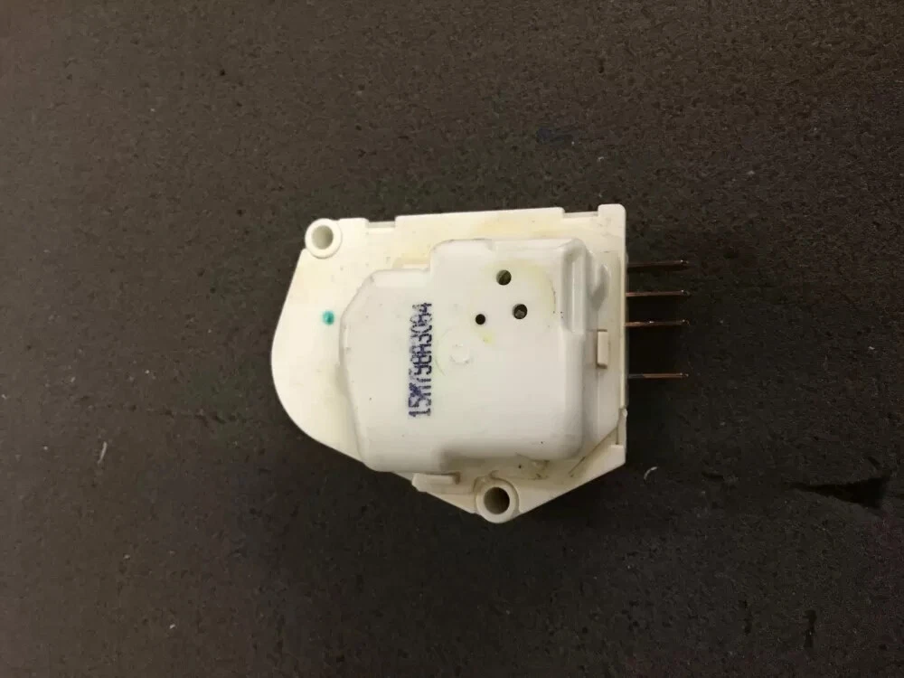 Whirlpool Kenmore W10822278 Refrigerator Defrost Timer AZ91789 | NR614