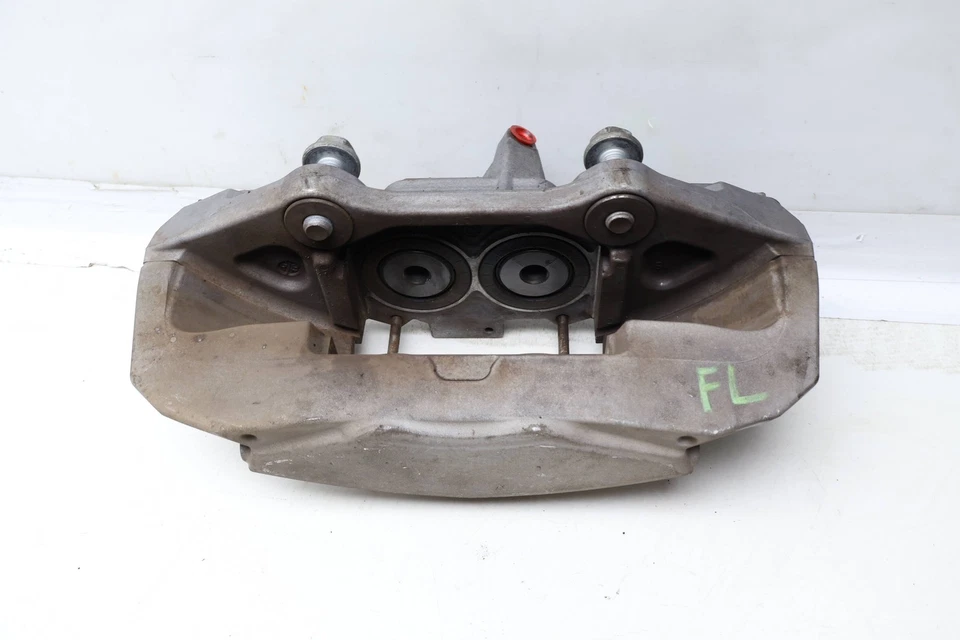 2020-2023 MERCEDES-BENZ E350 2,0 л — передний левый тормозной суппорт 0114219398 - Изображение 3 из 4