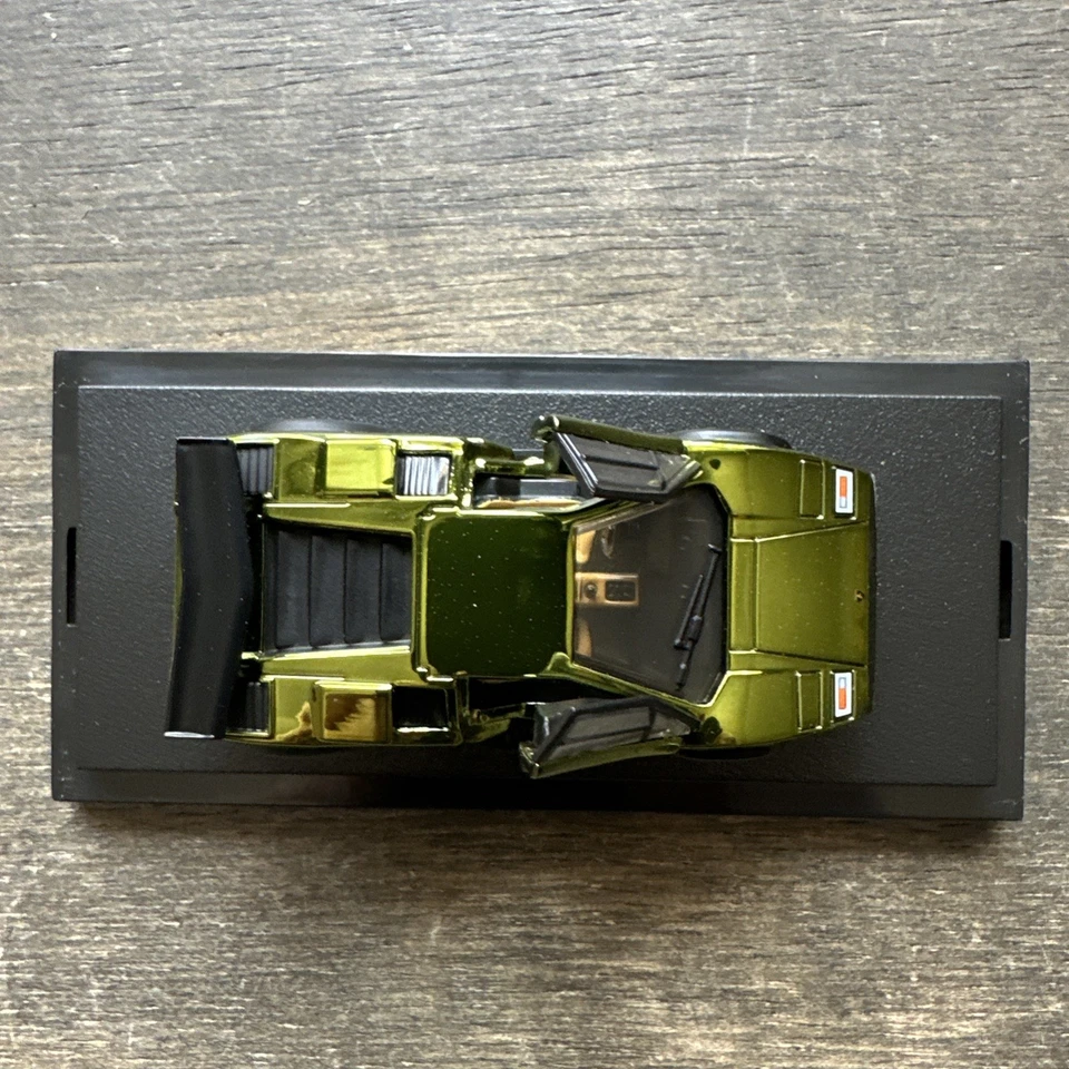 2021 Hot Wheels RLC '82 Lamborghini Countach LP500 S - Изображение 2 из 4