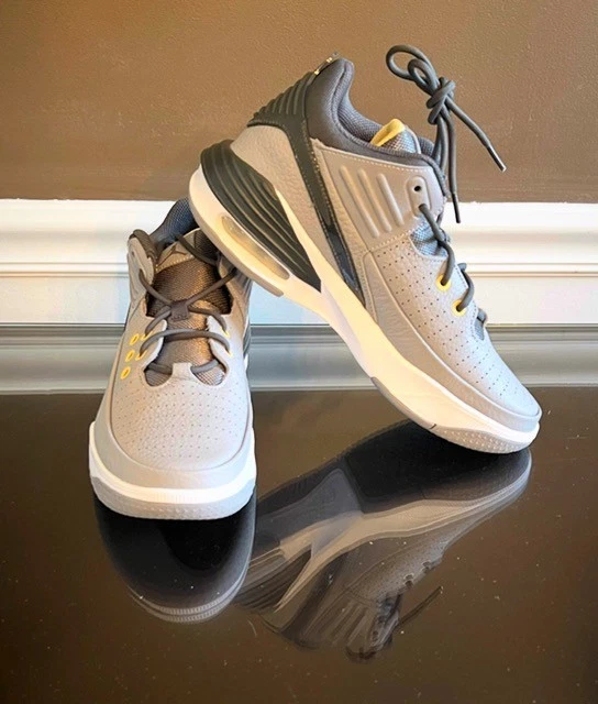 Nike Air Jordan Max Aura 5 Gris Cemento/Antracita- Para Hombre Talla 8 - DZ4353 007 Foto 2 de 4