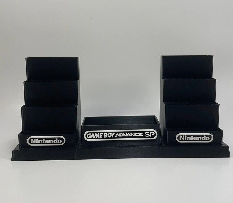 Game Boy Advance SP (Protective Case) & 18 Games - DISPLAY ONLY (Customize) - Image 3 of 4