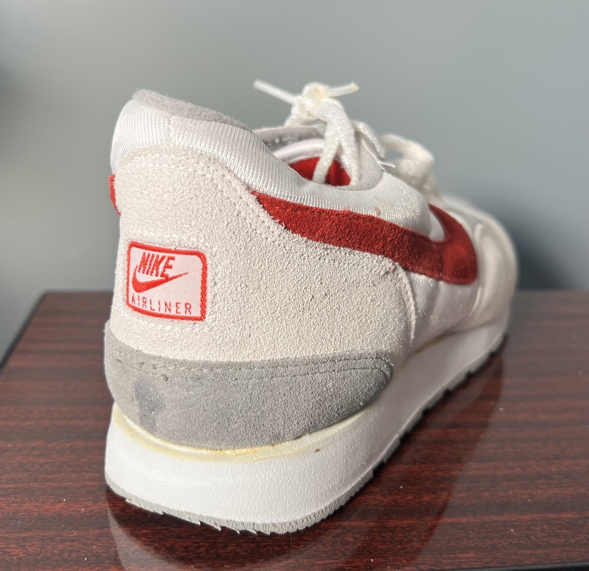 Vintage 80's Nike Air BOX Deadstock Sneakers 10 12725 Vintage 80's Nike Air BOX Deadstock Sneakers 10 12725