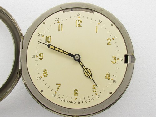 Vostok 8 Days Vintage 1953 USSR Russian Navy Boat & Ship Submarine Cabin Clock - Picture 7 of 15