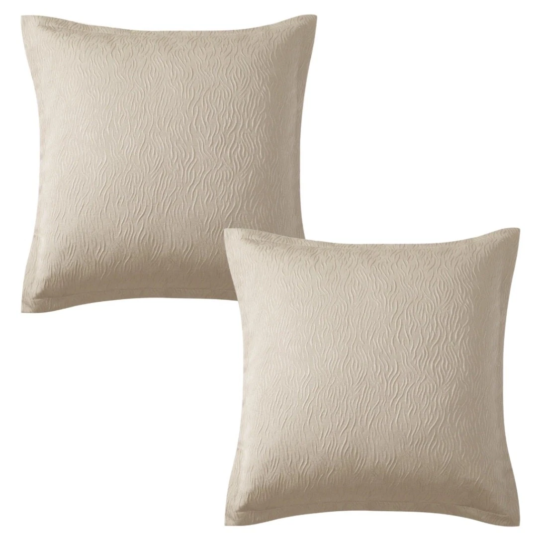 Coussin Décoratif Waterford Linens - Lynath - 11x22 Pouces - Or - NWOT