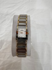Reloj de cuarzo para dama RADO DiaStar Jubilé 153.0383.3 cristal agrietado funcionando