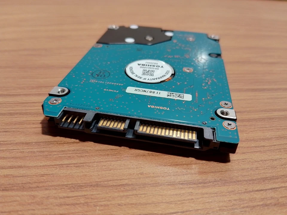 Toshiba 200GB SATA 5400rpm 2.5in HDD ( HDD2D94 MK2046GSX ) USED - Image 2 of 2