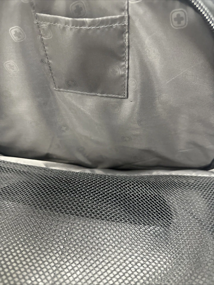 Mochila acolchada para portátil Swissgear 3760 ScanSmart 16" negra Foto 3 de 4