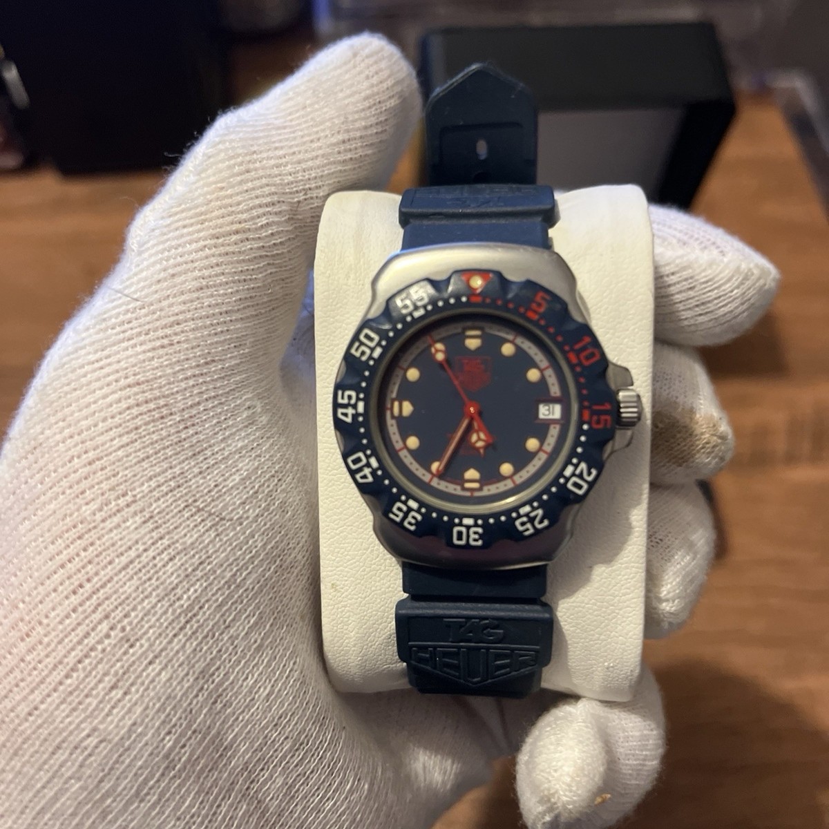 【Mon】 タグホイヤー TAG HEUER フォーミュラ WA1210 TAG Heuer Formula 1 Blue Men's Blue Rubber Strap Watch