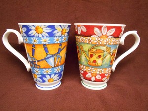 Pair-of-Roy-Kirkham-Bone-China-COFFEE-MUG-Tea-Cup-GARDENING-TIME-Made-in-England