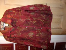 1 Xl Ladies Jkt Made By Susan Graver Amazing Material. Two Pockets. Unusual Butt