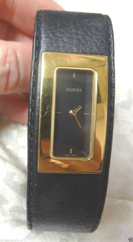 GUCCI LADIES 7800S WATCH VERY THIN SET 