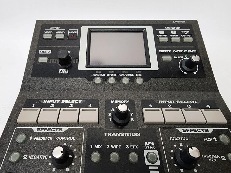 Roland V-4EX 4-Channel Digital Video Mixer video switcher - Image 4 of 4
