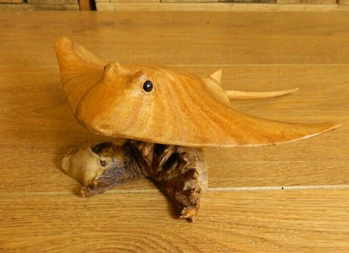 Wooden Stingray Ornament Carving - Hand Carved Stingray 20cm