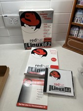 Red Hat Linux 6.2 Deluxe Boxed Set 2000 Complete w/ CDs  Manual
