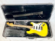 RARE VINTAGE 1979 USA FENDER INTERNATIONAL COLOR SERIES STRAT GUITAR & OHSC L@@K