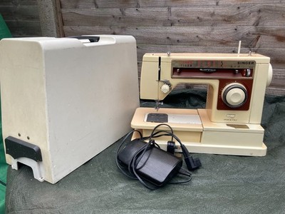 Vintage 6106 Singer Nähmaschine 80er Jahre funktioniert Pls vollständige Beschreibung lesen