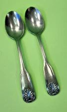 2 COQUILLE WORLD TABLEWARE TEASPOONS WALLACE 6 1/4"