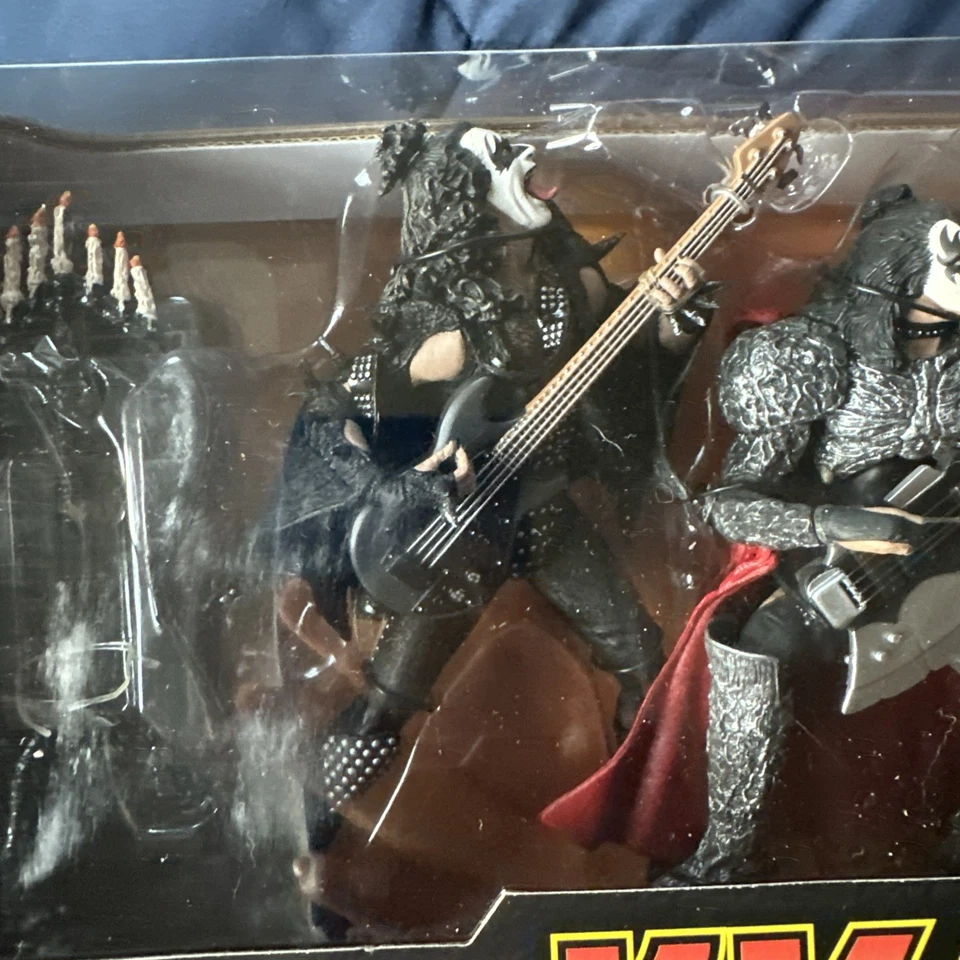 Paquete de 3 figuras súper de escenario Kiss The Demon Gene Simmons McFarlane Toys nuevas selladas Foto 3 de 4