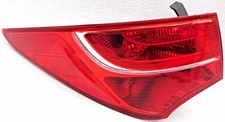 OEM Hyundai Santa Fe Left Driver Side Quarter Mounted Tail Lamp 92401-4Z000