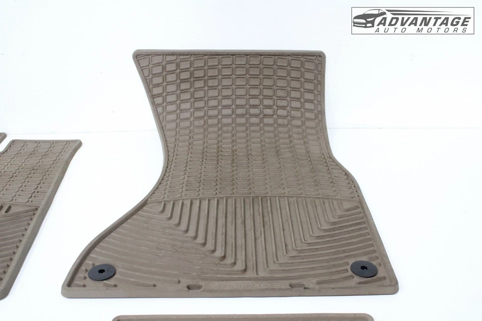 AUDI A6 QUATTRO 2011-2018 JUEGO DE 4 ALFOMBRILLAS ALFOMBRILLAS REVESTIMIENTO TRASERO Y DELANTERO OEM Foto 3 de 4