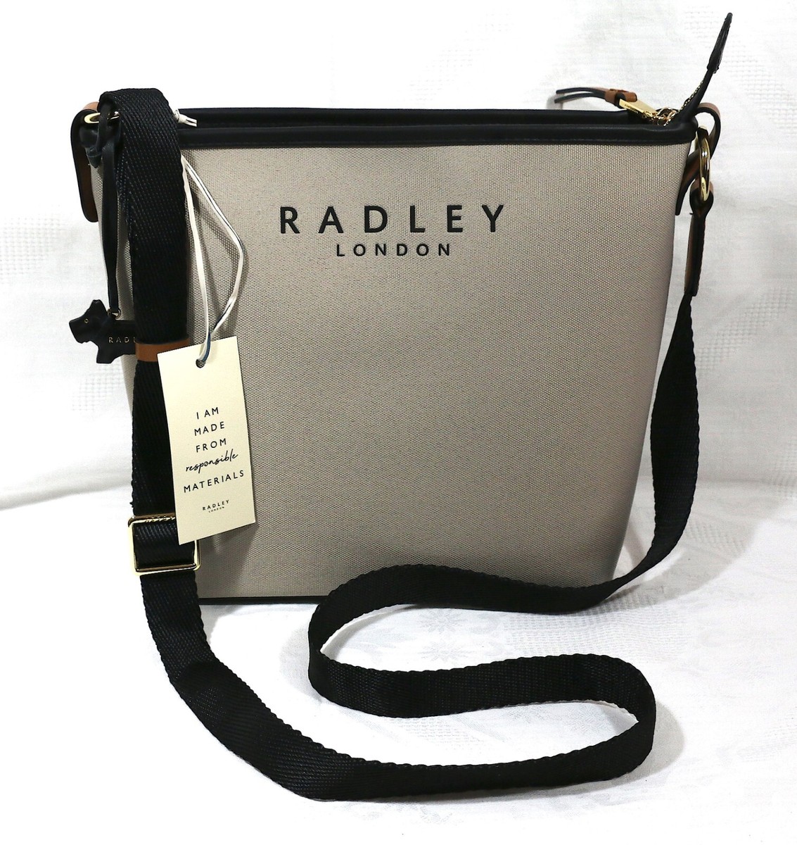Radley アディソンガーデンズ ミディアム クロスボディ Radley London Addison Gardens Responsible Medium Ziptop