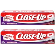2 Pack - Close-Up Toothpaste Gel Freshening Red 6 oz Each