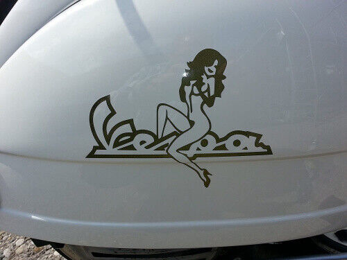 MS Car Sticker Vespa Schrift mit Sexy Lady Aufkleber versch. Farben - Afbeelding 1 van 1
