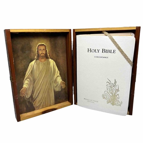 Holy Bible Prince of Peace Catholic Edition 1970’s w/ Union Made Wooden Box - Picture 1 of 16