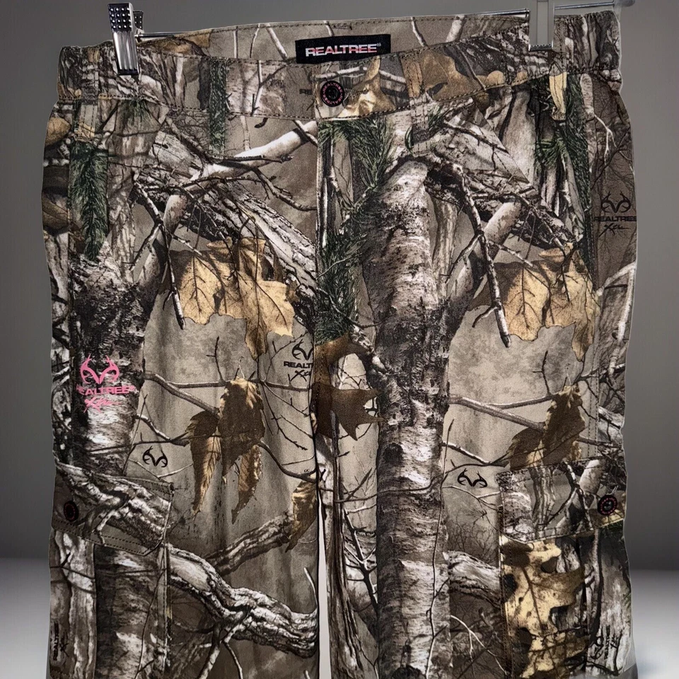 Realtree Xtra Hunting Cargo Pants Women's Med (32-36 x 32) Camouflage Women - Image 4 of 4
