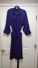 Vtg VICTORIA'S SECRET Gold Label Purple Floral Paisley Embossed Satin Robe SZ M