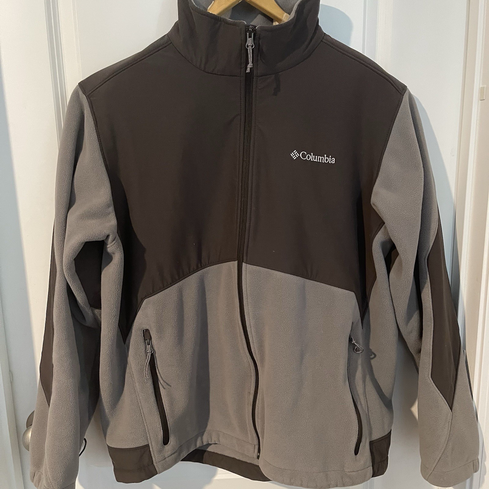 Columbia Men Sportswear Full Zip Up Fleece Jacket Gray / Black  Size Extra Large