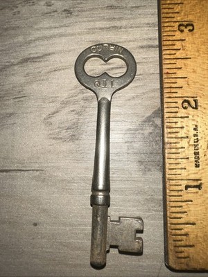 Antique Corbin Skeleton Key #Q11 Solid Barrel