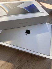 MacBook Pro 16 (2022 M1 Pro 32GB RAM AppleCare+ to Dec 2025) Free Ship