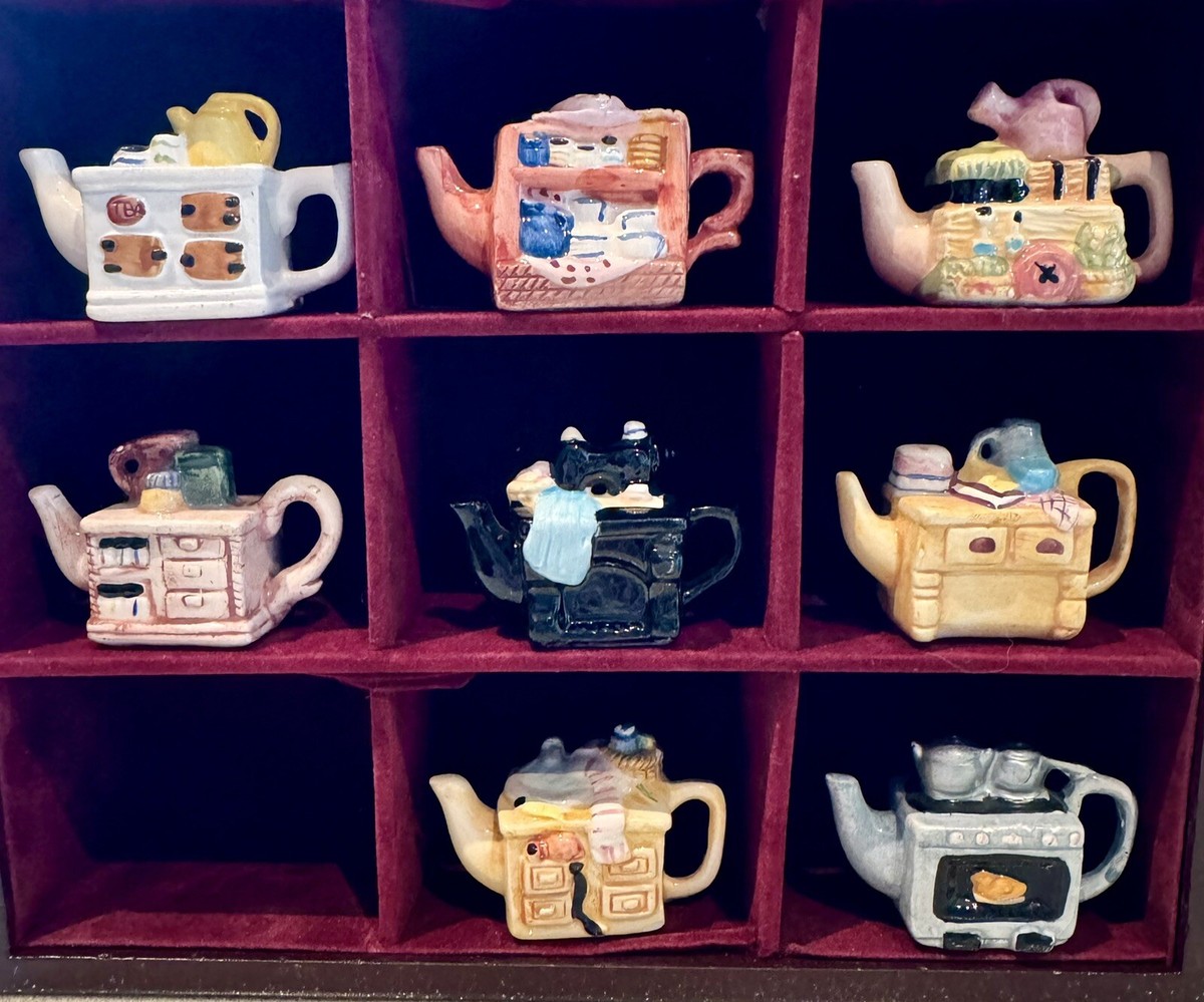 1960年代 limited   <tea time> Red Rose Set Of 