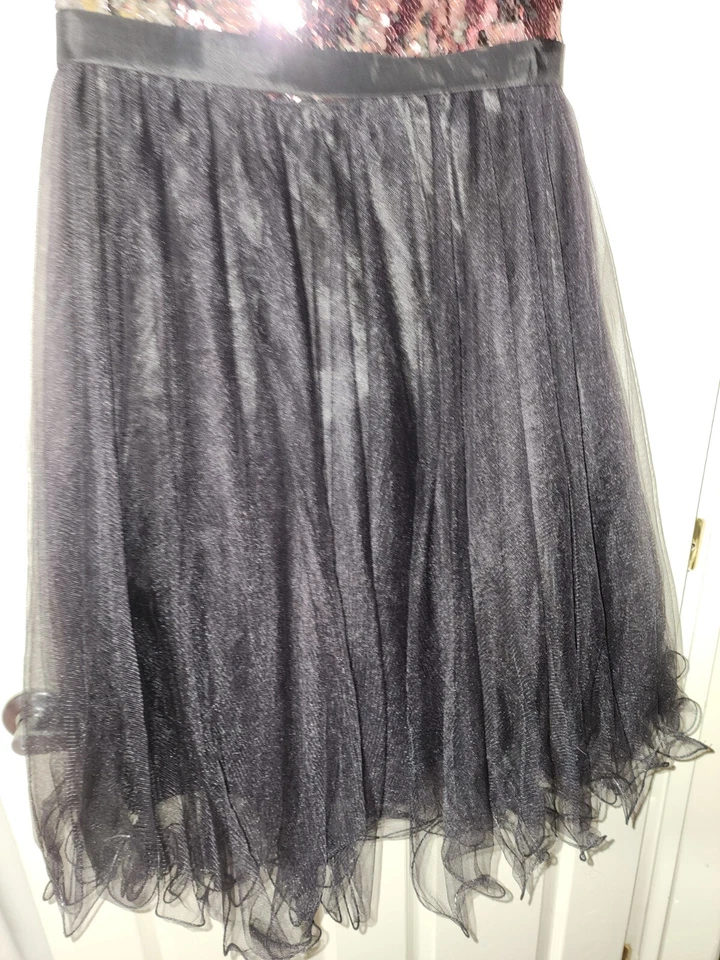 Vestido de graduación BB Belle de tul y lentejuelas evento después de cinco talla 12 noche de regreso a casa Foto 4 de 4