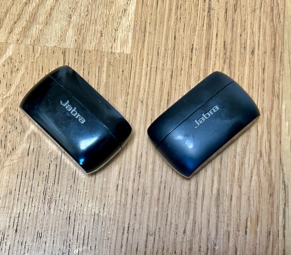 Auriculares inalámbricos deportivos con cancelación de ruido Jabra Elite 75T - negro titanio Foto 3 de 4