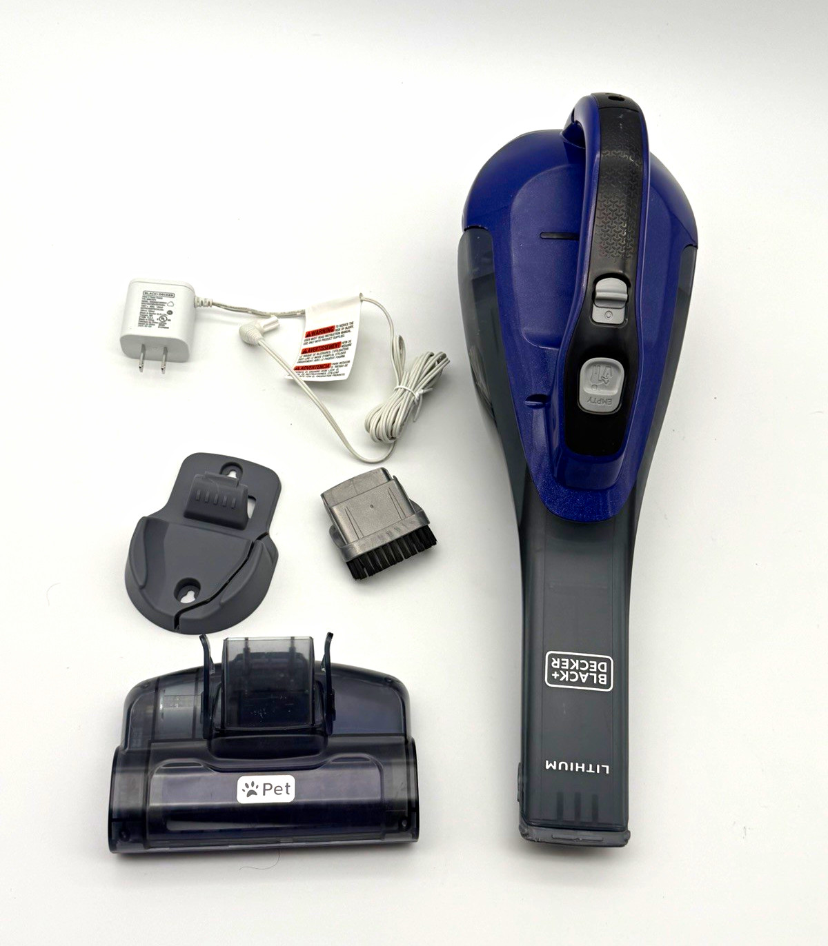 BLACK+DECKER Cordless Handheld Vacuum w/ Charger and Original Box (Tested)