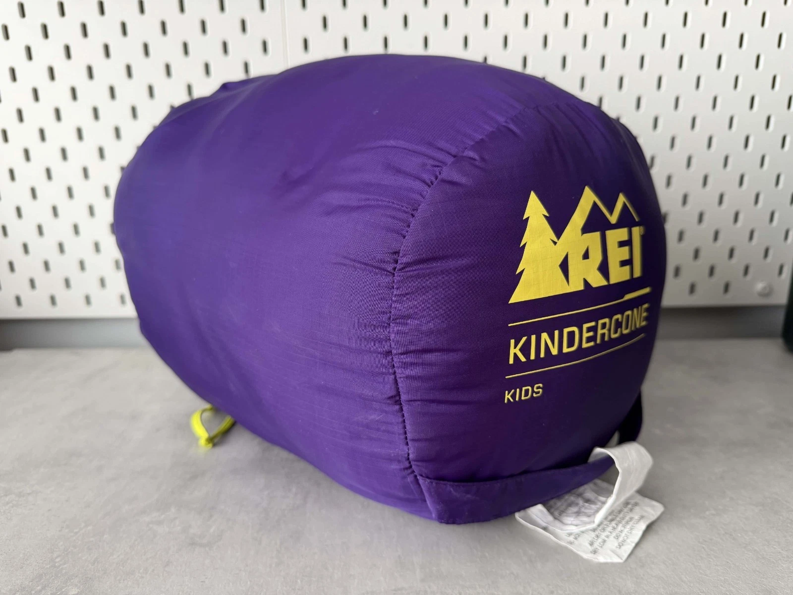 REI Co-op Kids Kindercone Mummy Sleeping Bag 70" x 50" Camping 30F Purple
