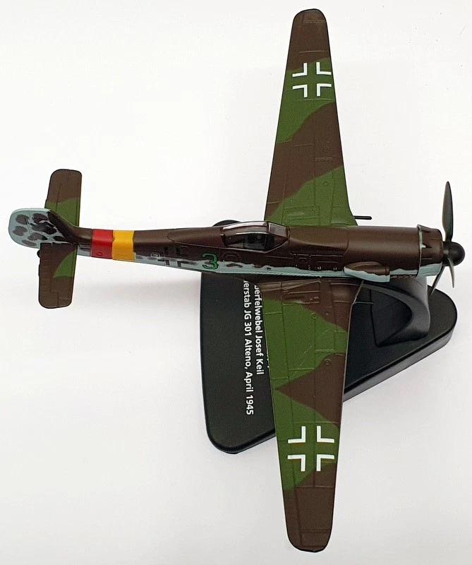 Oxford 1/72 Scale Aircraft AC028 - Focke Wulf Ta 152H-1 April 1945 - Image 4 of 4
