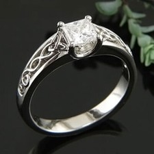 Antique 1.00Ct Princess Cut CZ Vintage Engagement Ring In Solid 925 Silver