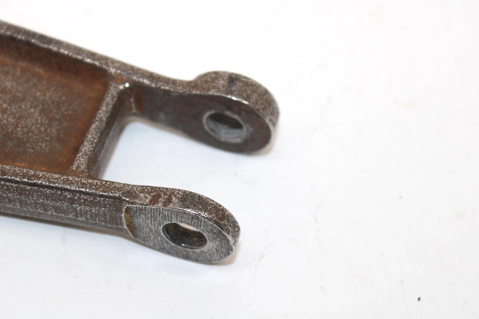 1986 年雅马哈 Phazer Oem 前避震臂 8V0-2382E-01-00 SY124 — 第 2/4 张图片