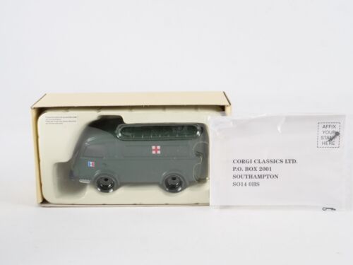 Corgi Legacy Nr°70521 Renault 1000kg Ambulanz Militär 1/43 - Bild 3 von 12