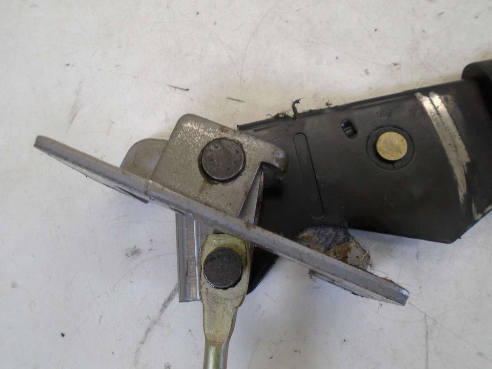 PEUGEOT 206 HAND BRAKE 1998-2008 - Image 4 of 4