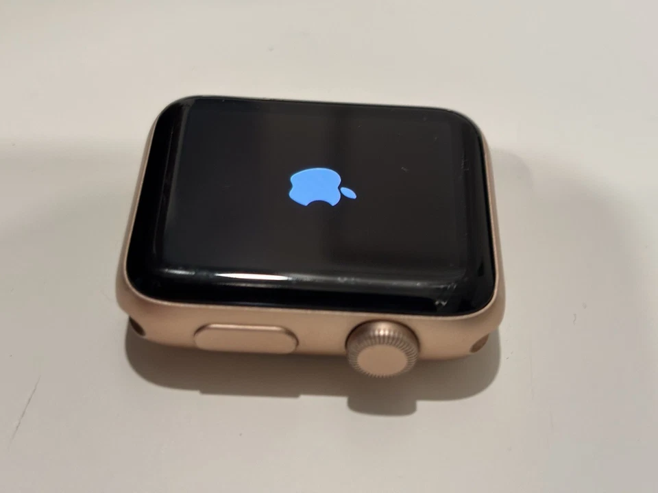 Apple Watch Series 3 GPS Aluminum Case 42mm Rose Gold - Image 3 of 4
