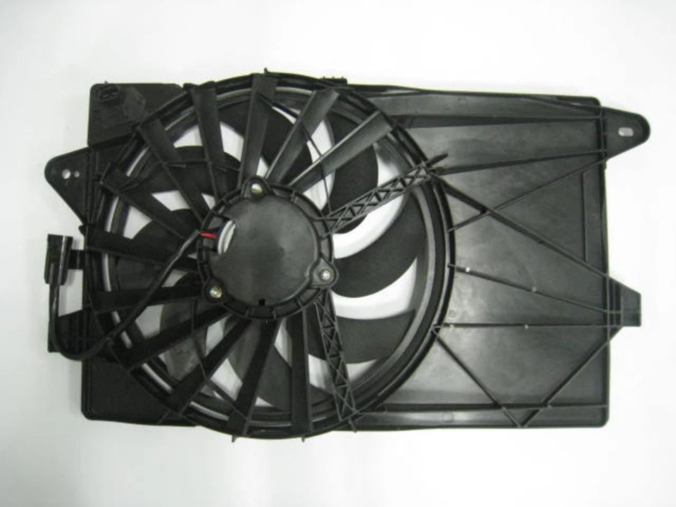 Conjunto duplo de ventilador de refrigeração radiador e condensador para 12-19 Fiat 500 tipo 1 - Imagem 2 de 4