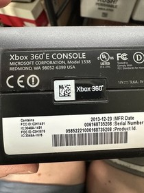 Xbox 360 E 4GB Console 1538/ Kinect 1473/ atPlay Wired Controller Original Boxes