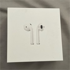 Apple AirPods with Charging Case White Wireless Bluetooth In-Ear Earbuds