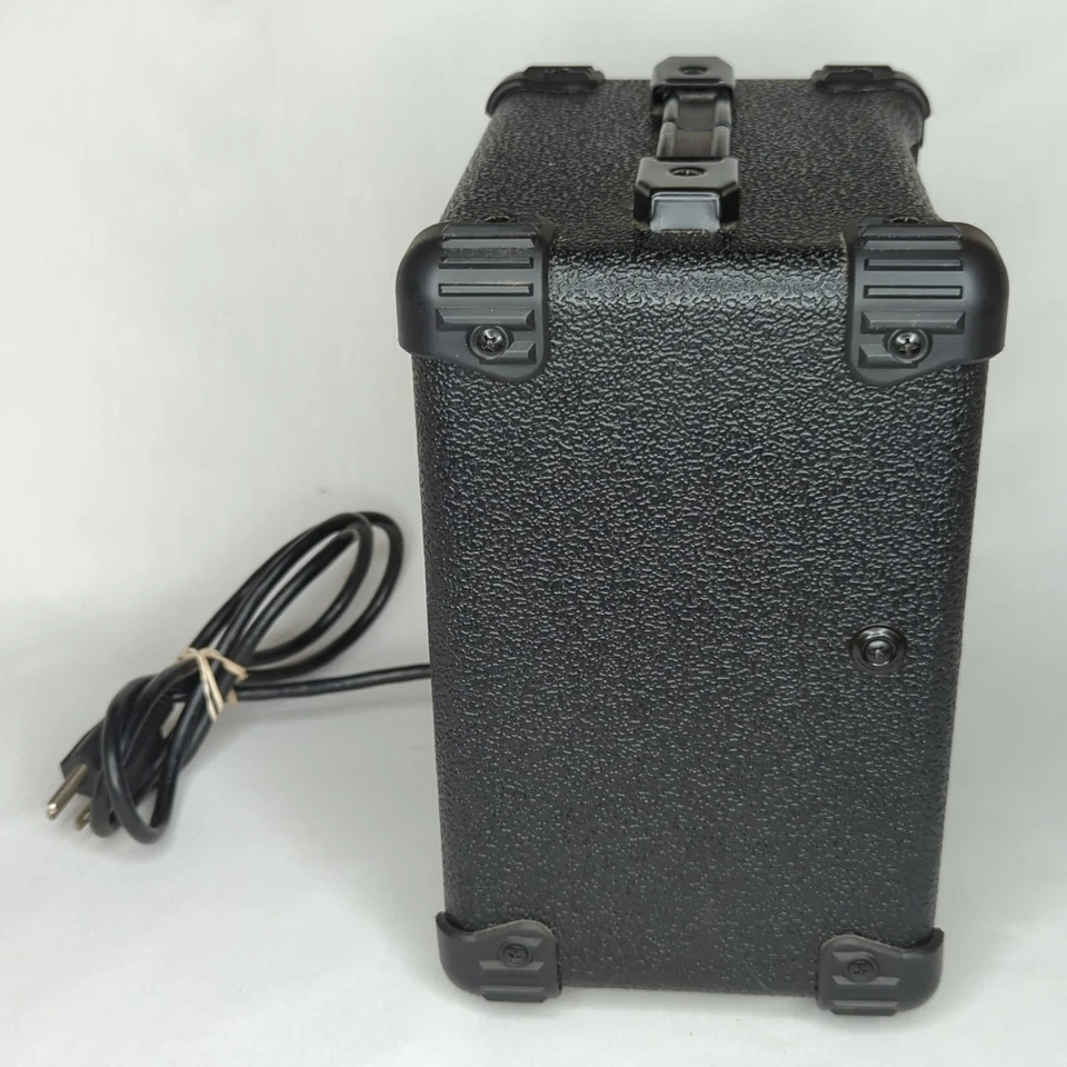 Rogue G10黑色单扬声器纹理电吉他组合放大器 — 第 2/4 张图片