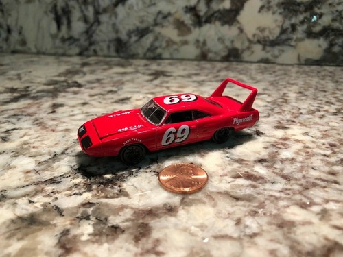 JOHNNY LIGHTNING 1/64 SCALE DIE CAST CARS FOR SALE LARGE SELECTION PICK YOURS - Picture 142 of 238